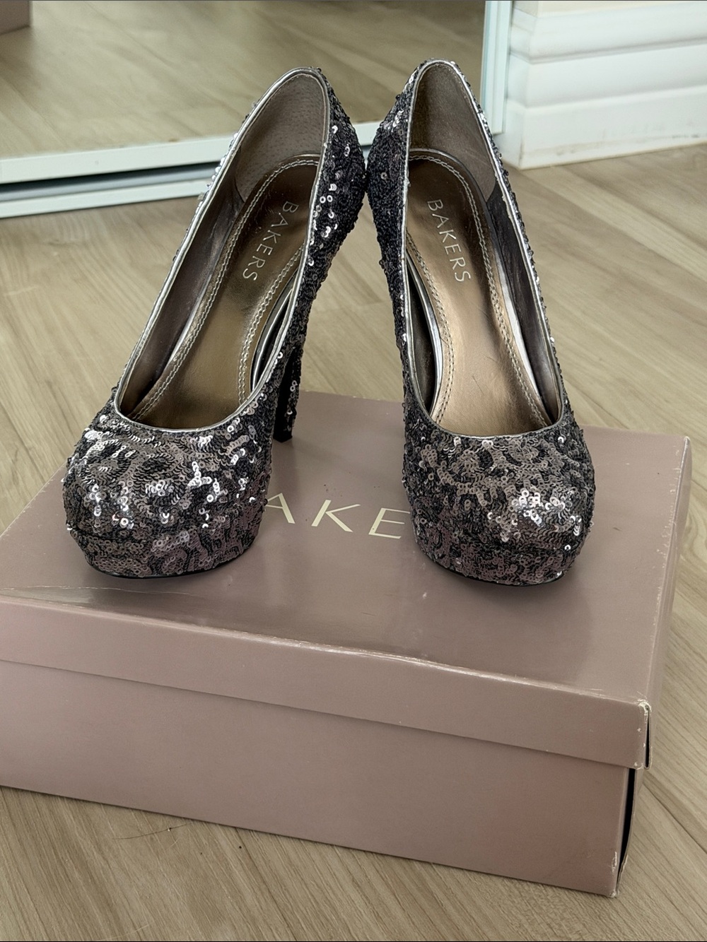Silver Sequin High Heel Pumps